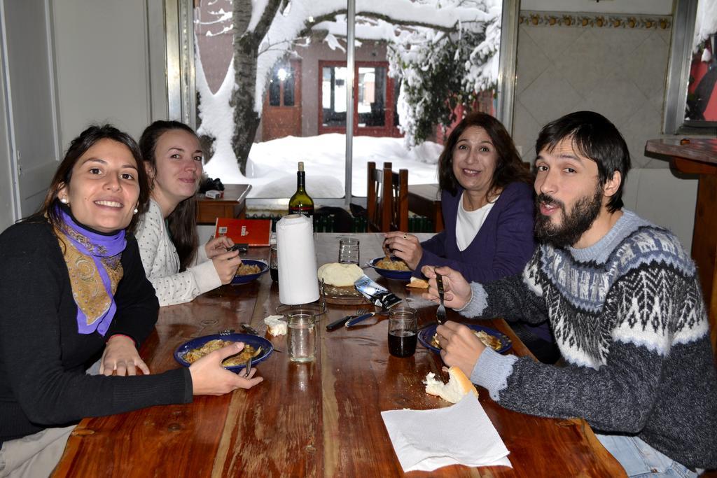Casa Del Pueblo Hostel Esquel Εξωτερικό φωτογραφία